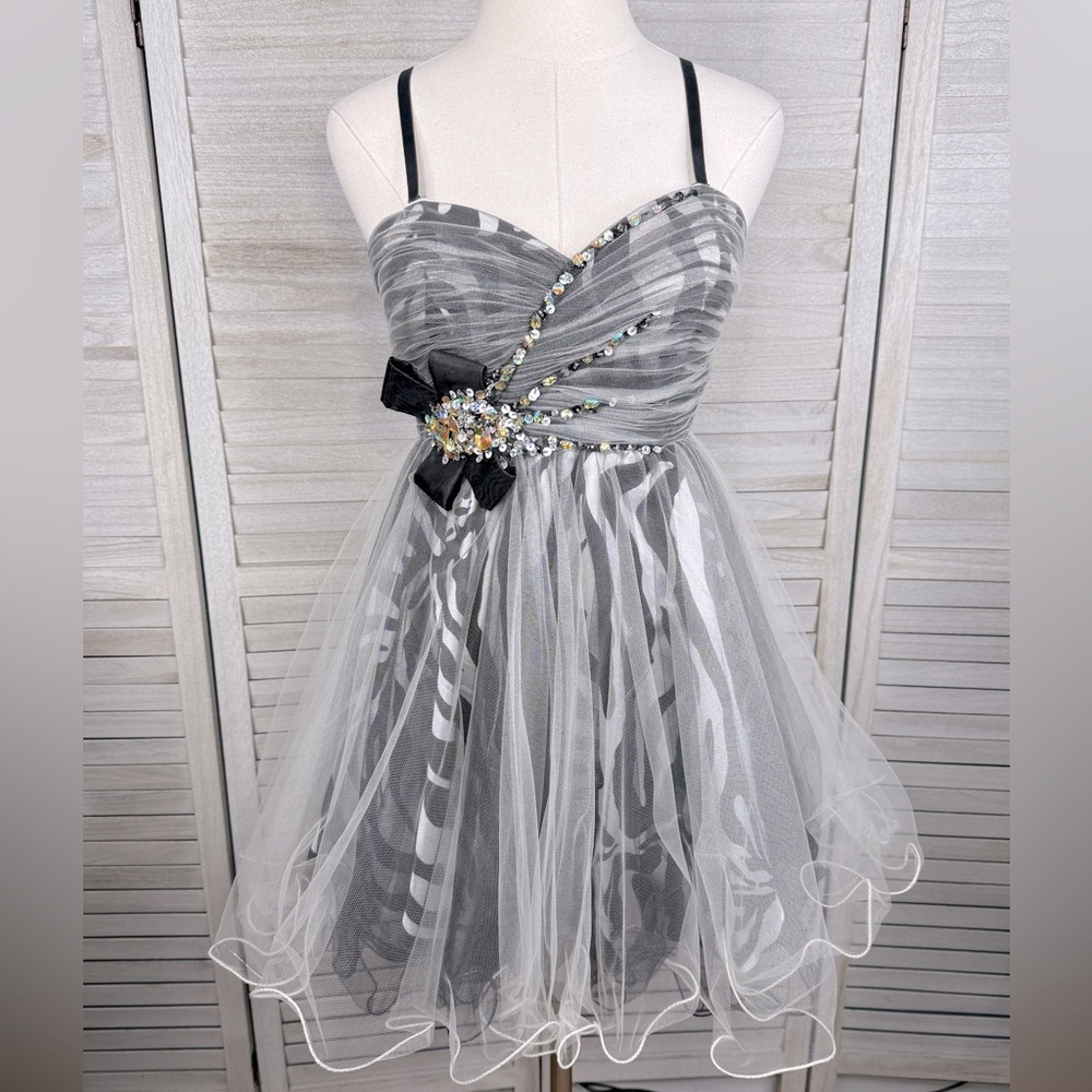 ATELIER ALYCE Zebra Print Tulle Mini Prom/Semi Formal Dress Black & White-2/4